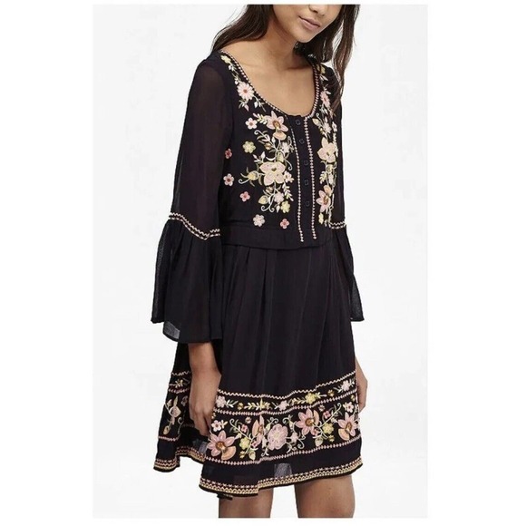 French Connection Sunshine Bloom Gypsy Dress 0 XS Blue Pink Floral Embroidered - Picture 1 of 16